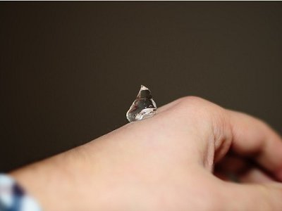 �o�C(j��)�������ϼ����z����ʯ��ϡ����ʯīϩ��6�N��Ҋ�d�w�о��M(j��n)չ