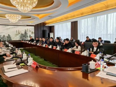 ������λ��ȫ��ؓ(f��)�O������ʯīԭ��80%���ρ�Դ���Q��