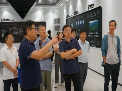 �����ߡ��������}���P(gu��n)ע���l(f��)��ί�{(di��o)�к��������A���}���a(ch��n)�I(y��)朼��(xi��ng)Ŀ�Gɫ�D(zhu��n)�ͳɹ�